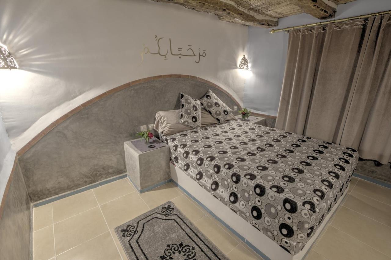 Jardin De La Source Hotel Ait Youl Exterior foto