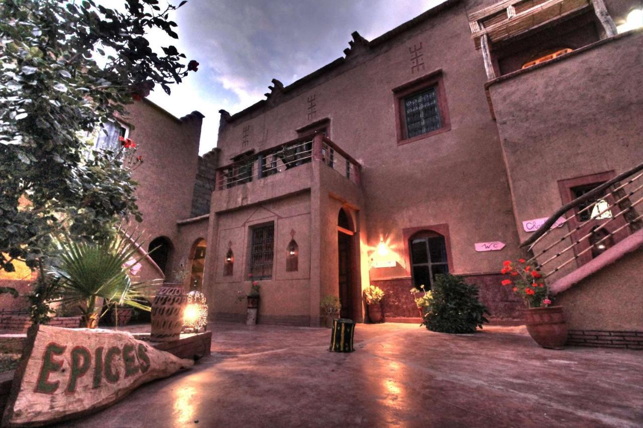 Jardin De La Source Hotel Ait Youl Exterior foto