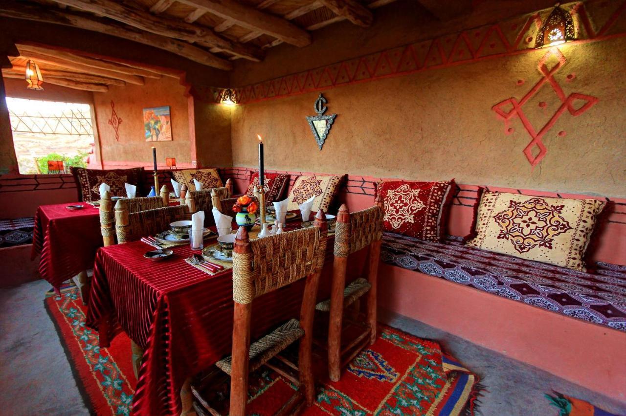 Jardin De La Source Hotel Ait Youl Exterior foto