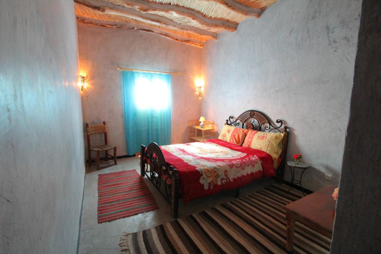 Jardin De La Source Hotel Ait Youl Exterior foto
