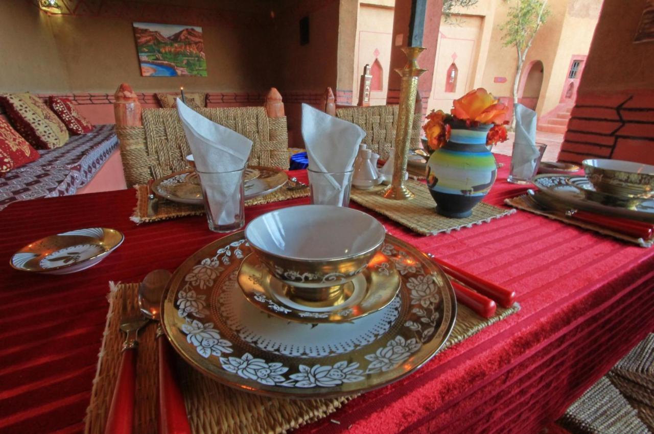Jardin De La Source Hotel Ait Youl Exterior foto